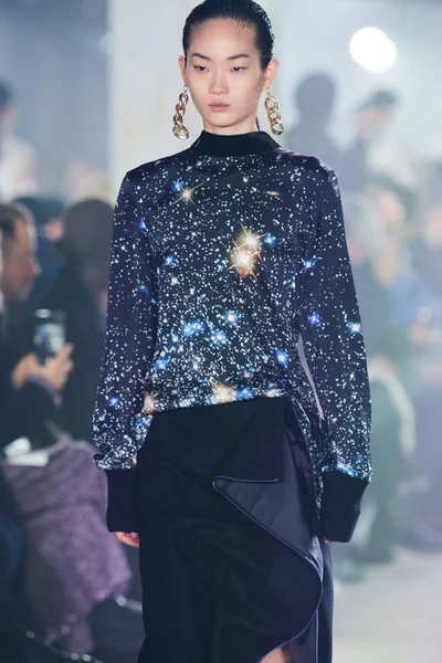 Look 98